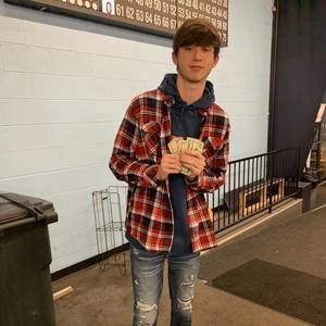 Meet your Posher, Austin